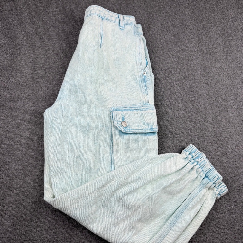 Signature8 Light Wash Cargo Joggers - Pale Blue